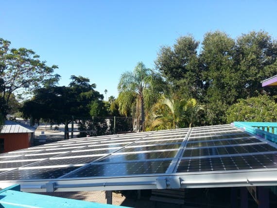 加州人刚刚通过屋顶太阳能与能源效率节省了1.92亿美元